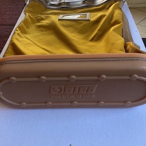 OTCO Leather/ Canvas Money/Mail Transport Bag with Built In Lock - Picture 5 of 8